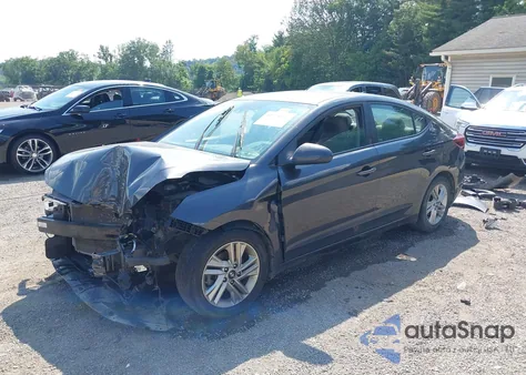 2020 Hyundai Elantra Sel z USA, uszkodzony, nr VIN 5NPD84LF2LH574768